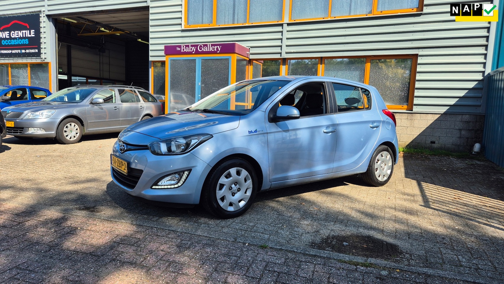 Hyundai i20 - 1.2i i-Motion Eerste Eigenaar 90563 Km 5 Deurs - AutoWereld.nl