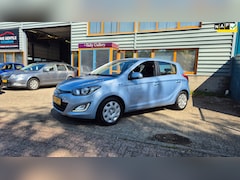 Hyundai i20 - 1.2i i-Motion Eerste Eigenaar 90563 Km 5 Deurs