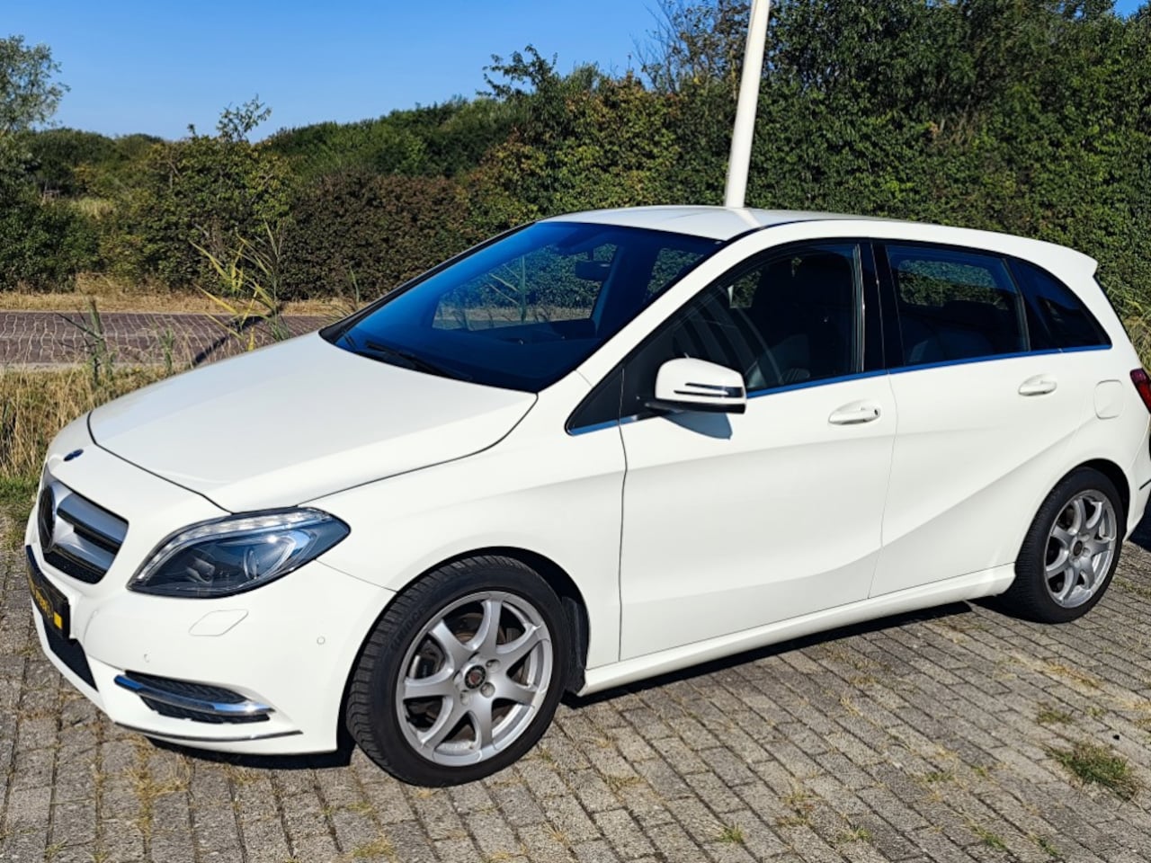 Mercedes-Benz B-klasse - 180 Ambition 180 Ambition - AutoWereld.nl