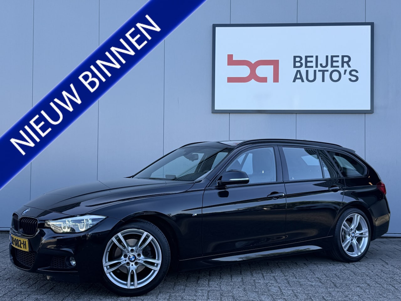 BMW 3-serie Touring - 318i M Sport Edition Automaat Navigatie/18inch. - AutoWereld.nl