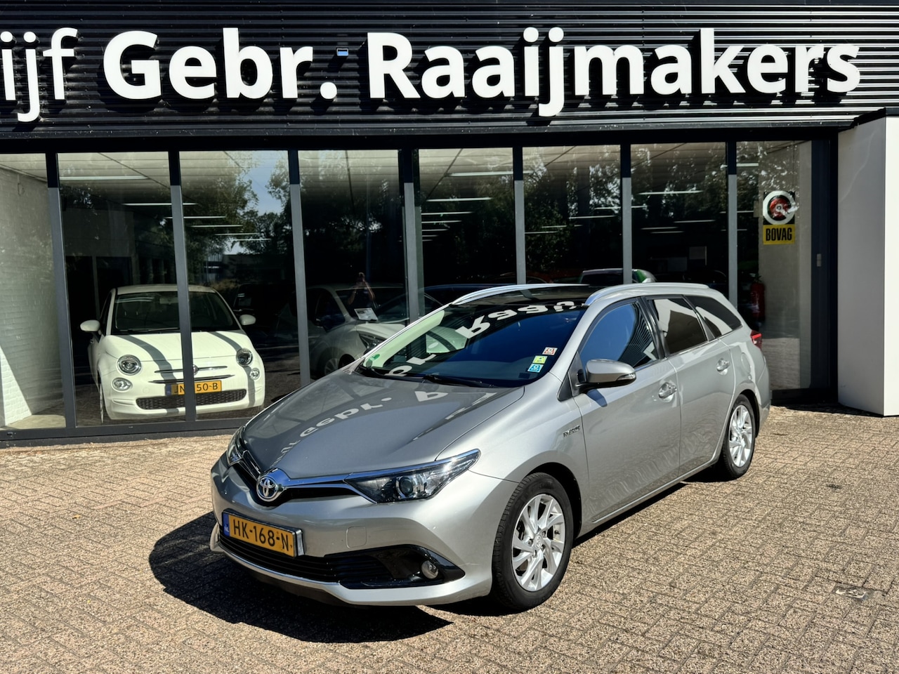 Toyota Auris Touring Sports - 1.8 Hybrid Lease*Panoramadak*EXPORT* - AutoWereld.nl