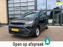 Toyota ProAce City - 1.5 D-4D L1 Navigator , NIEUW DIRECT LEVERBAAR