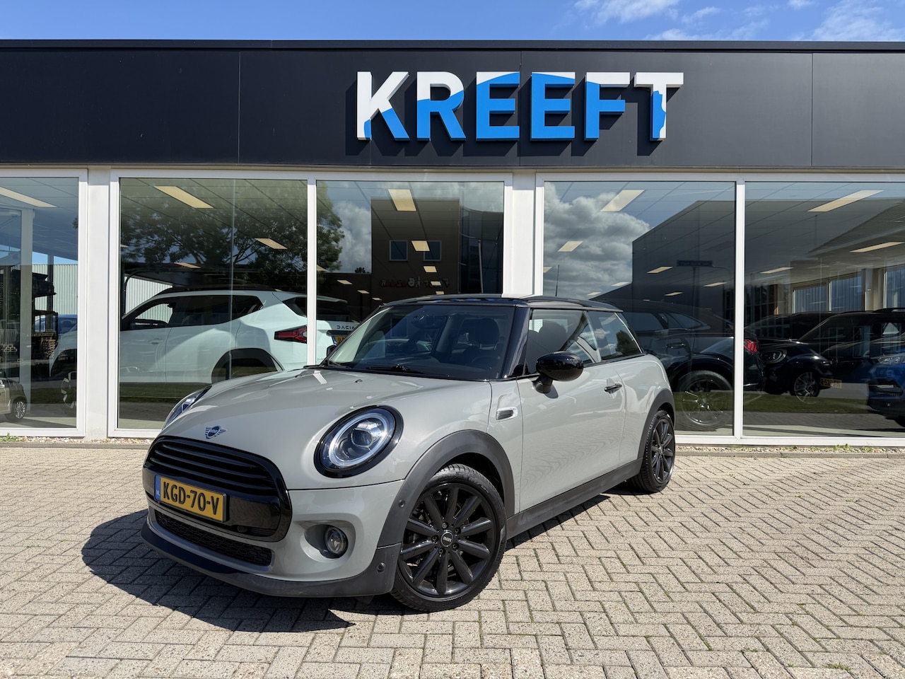 MINI 3-Deurs - 1.5 Cooper Chili Speciaal Grijs metallic - AutoWereld.nl
