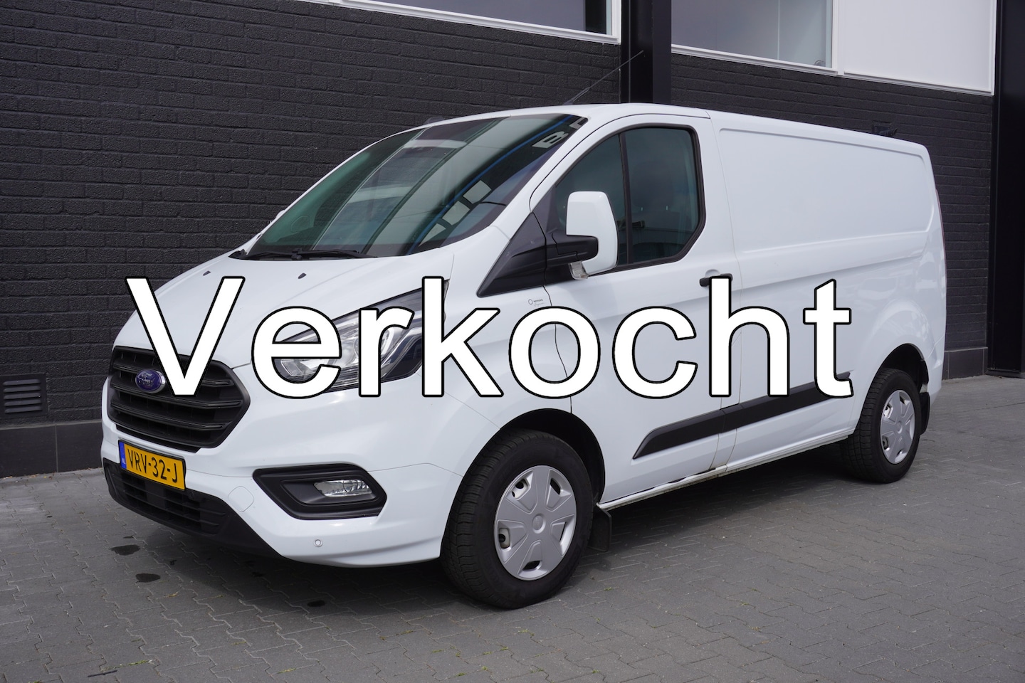 Ford Transit Custom - 2.0 TDCI EURO 6 - Airco - Cruise - Camera - €16.900,- Excl. - AutoWereld.nl