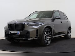 BMW X5 - xDrive50e M Sport Automaat / Panoramadak / Trekhaak / Comfortstoelen / Parking Assistant P