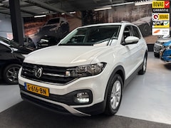 Volkswagen T-Cross - 1.0 TSI Life / Navigatie / Trekhaak