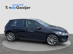 Volkswagen Golf - 1.2 TSi Edition | CLIMA | 17" | PDC | TREKHAAK |
