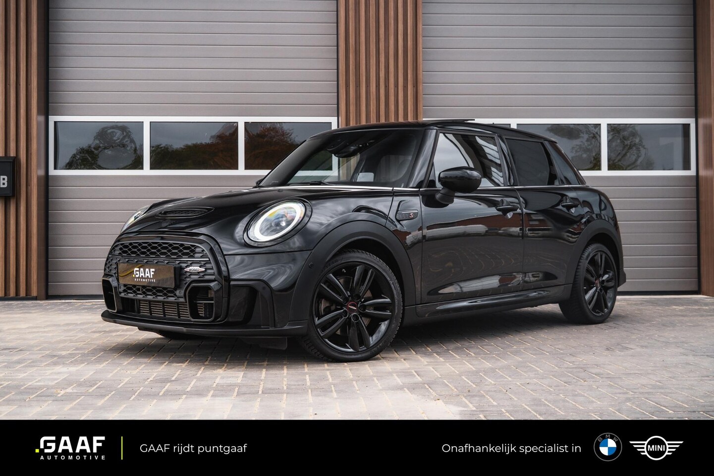 MINI John Cooper Works - 2.0 S Cooper | Panodak | Harman Kardon | HUD | Camera - AutoWereld.nl