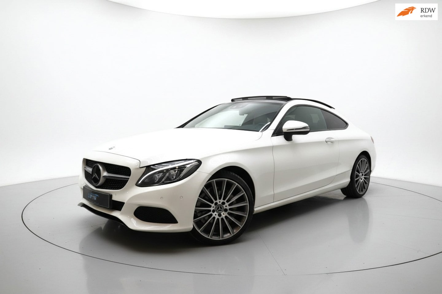 Mercedes-Benz C-klasse Coupé - 180 Premium Plus AUTOMAAT - AutoWereld.nl