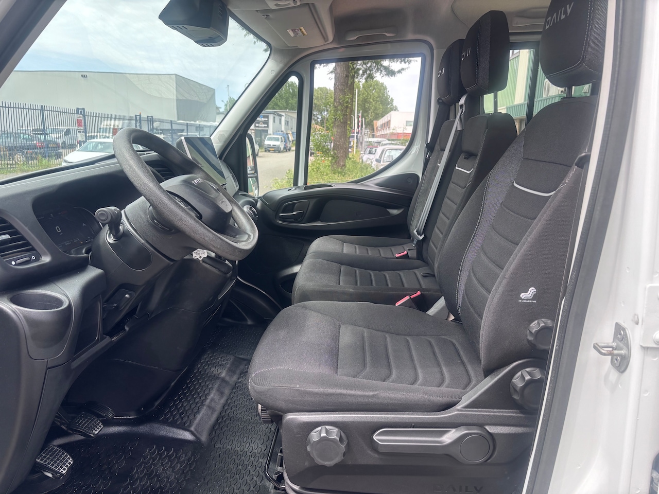 Iveco Daily - 35S14 D.C. Pick Up Open laadbak