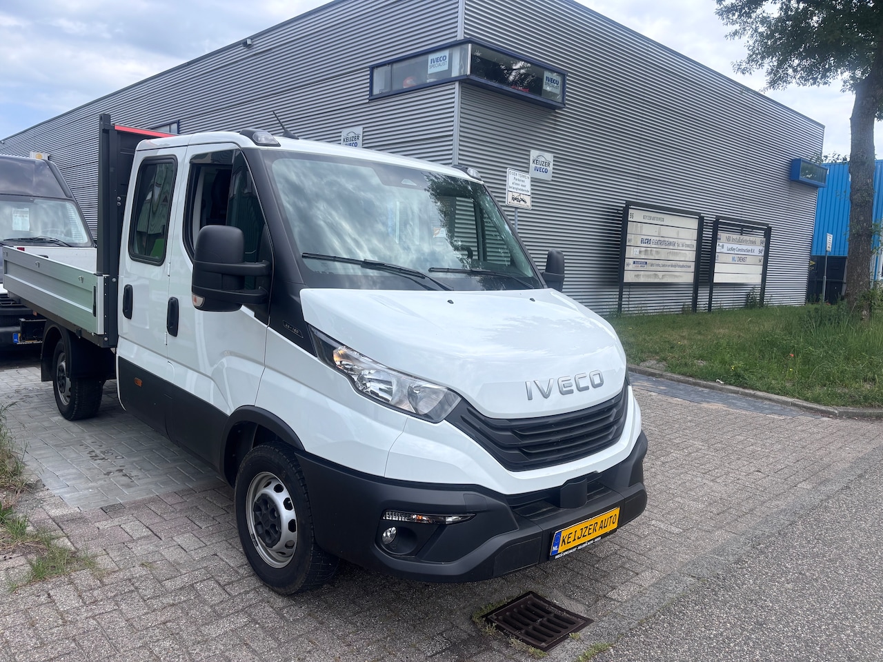 Iveco Daily - 35S14 D.C. Pick Up Open laadbak