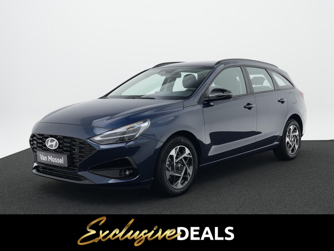 Hyundai i30 Wagon - 1.0 T-GDi MHEV Comfort | Navigatie | Parkeersensoren | Achteruitrijcamera | Climate Contro - AutoWereld.nl