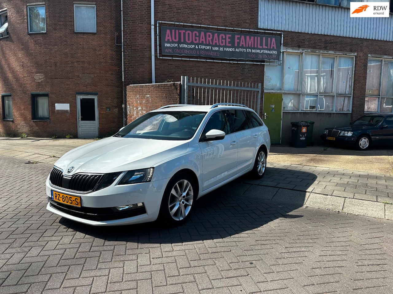 Skoda Octavia Combi - 1.6 TDI Greentech Ambition Business 1.6 TDI Greentech Ambition Business - AutoWereld.nl