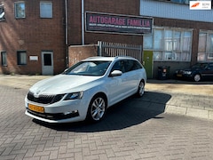 Skoda Octavia Combi - 1.6 TDI Greentech Ambition Business