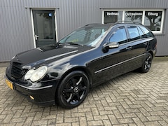 Mercedes-Benz C-klasse Combi - 320 Elegance Leer Carplay APK