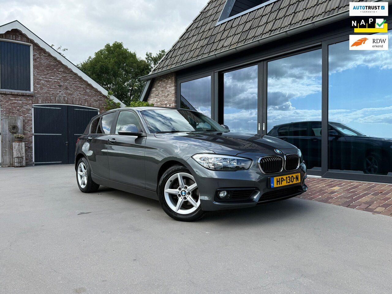 BMW 1-serie - 118i Automaat EDE Corporate Lease Essential - AutoWereld.nl