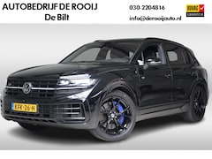 Volkswagen Touareg - 3.0 TSi R 4-Motion 462 PK | Panoramadak | Head-Up display | Climate Seats | Keyless | Dyna