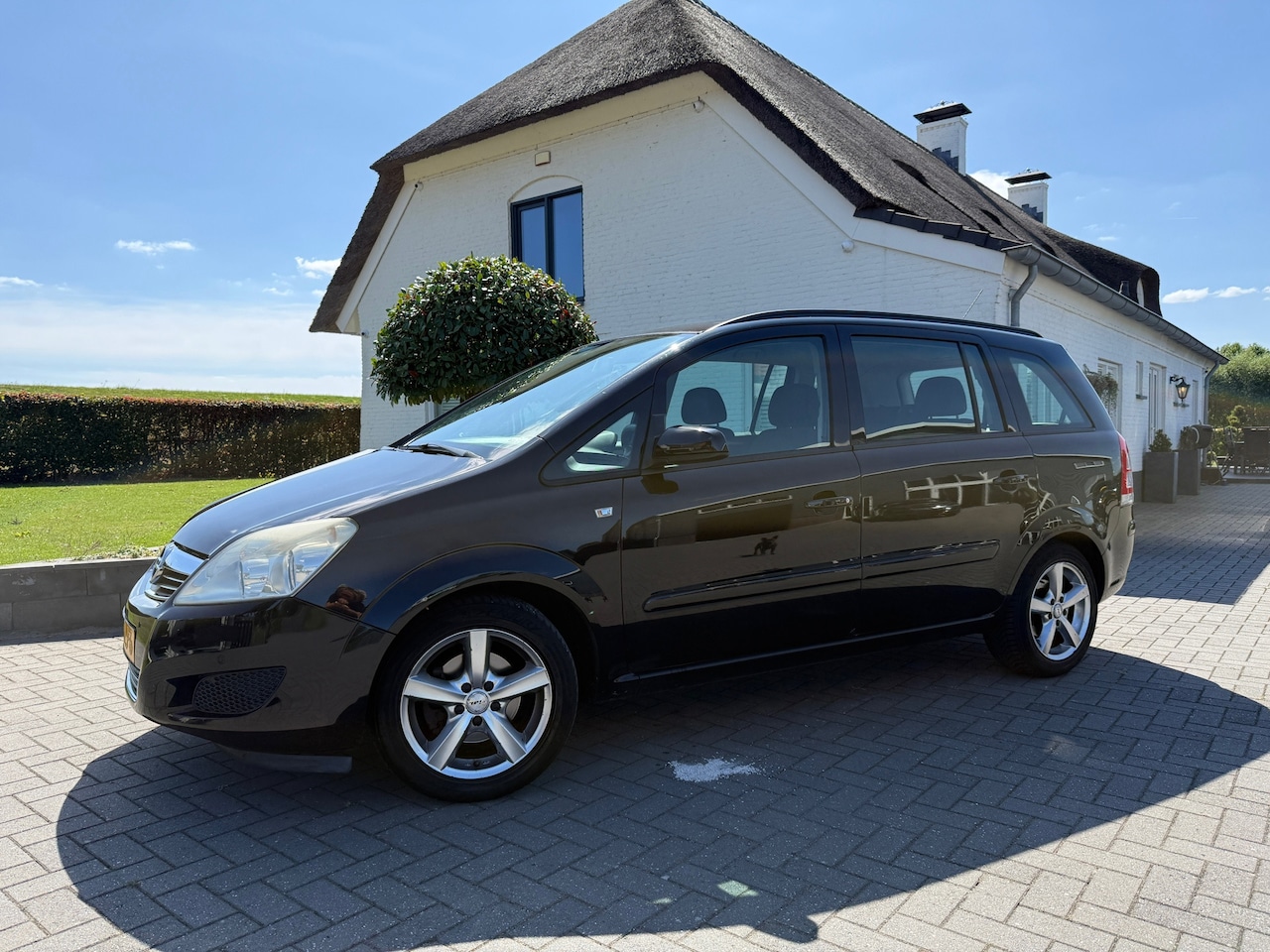 Opel Zafira - 1.8 Business / Bj: 2008 / 7 pers / Airco - AutoWereld.nl