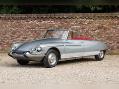 Citroën DS - DS19 "Le Caddy" Cabriolet - "€53.000, - recently invested" Original Chapron Le Caddy - Com