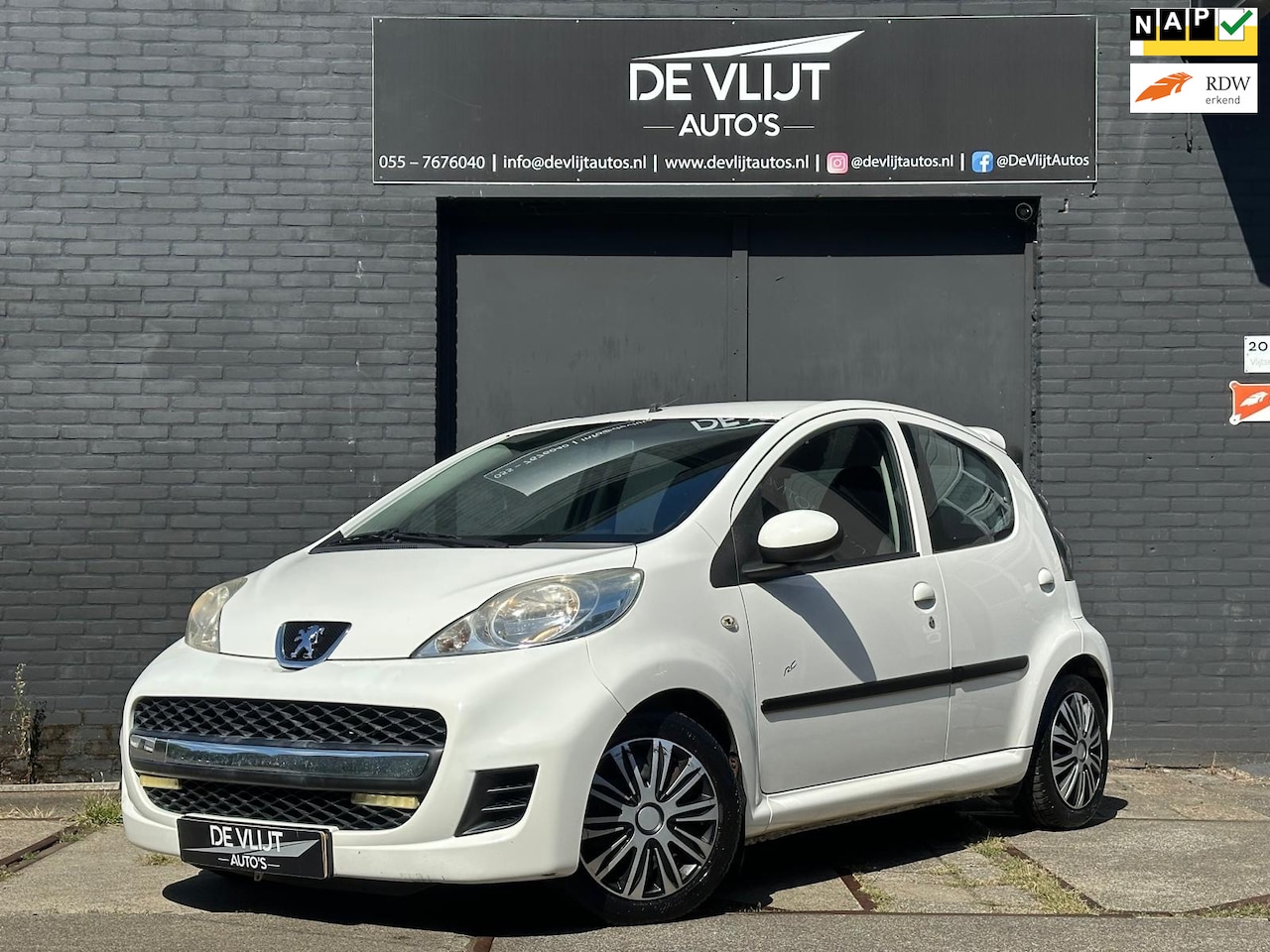 Peugeot 107 - 1.0-12V XS 5-Drs | Carplay | Airco | cv | isofix | Elek Ramen | Dakspoiler - AutoWereld.nl