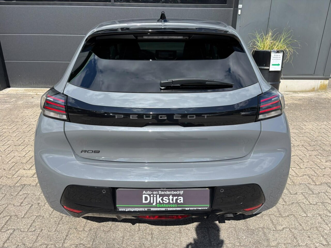 Peugeot 208 - 1.2 100 PK Allure | AppleCarPlay/AndroidAuto | 360 Graden Camera | Adaptieve Cruise Contro