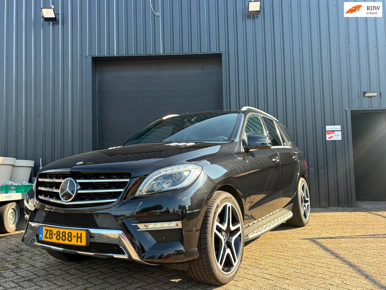 Mercedes-Benz M-klasse - 350 BlueTEC DESIGNO Lage kilometerstand APK 07-2027 - AutoWereld.nl