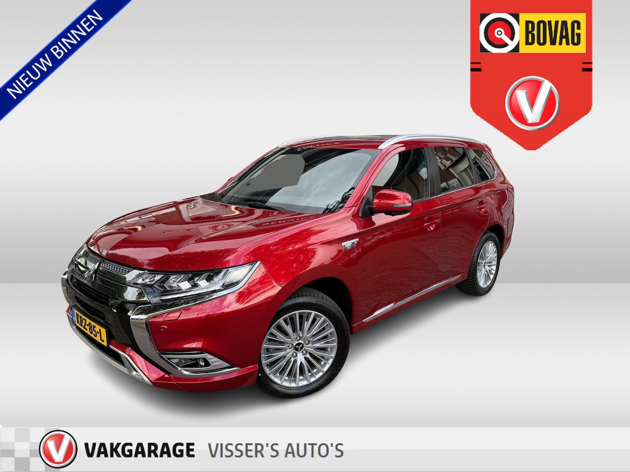 Mitsubishi Outlander - 2.4 PHEV Instyle | stoelverwarming | schuifdak | trekhaak | nappa leder | - AutoWereld.nl