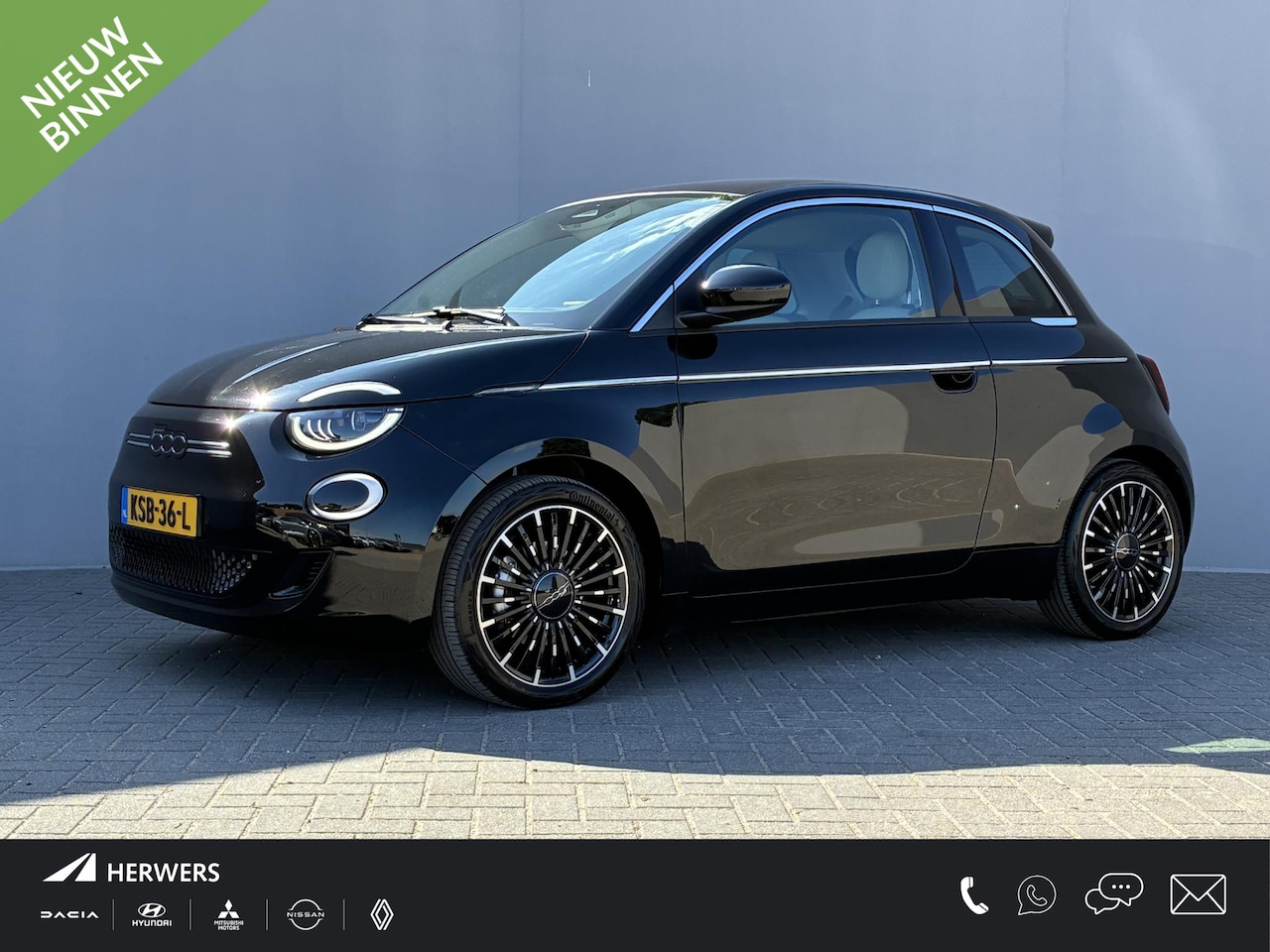 Fiat 500 - La Prima 42 kWh / SOH 94% / Apple Carplay/Android Auto / Achteruitrijcamera / Adaptieve Cr - AutoWereld.nl