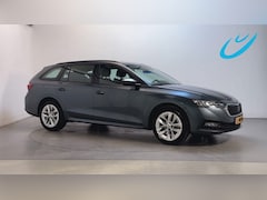 Skoda Octavia Combi - 1.0 TSI Business Edition Virtual Cockpit Parkeersensoren Navigatie DAB+ App-Connect