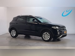 Volkswagen T-Cross - 1.0 TSI Life Parkeersensoren DAB+ App-Connect Navigatie