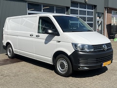 Volkswagen Transporter - 2.0 TDI L2H1 102pk Omvormer kastinrichting Airco Cruise control Trekhaak 2200kg trekgewich