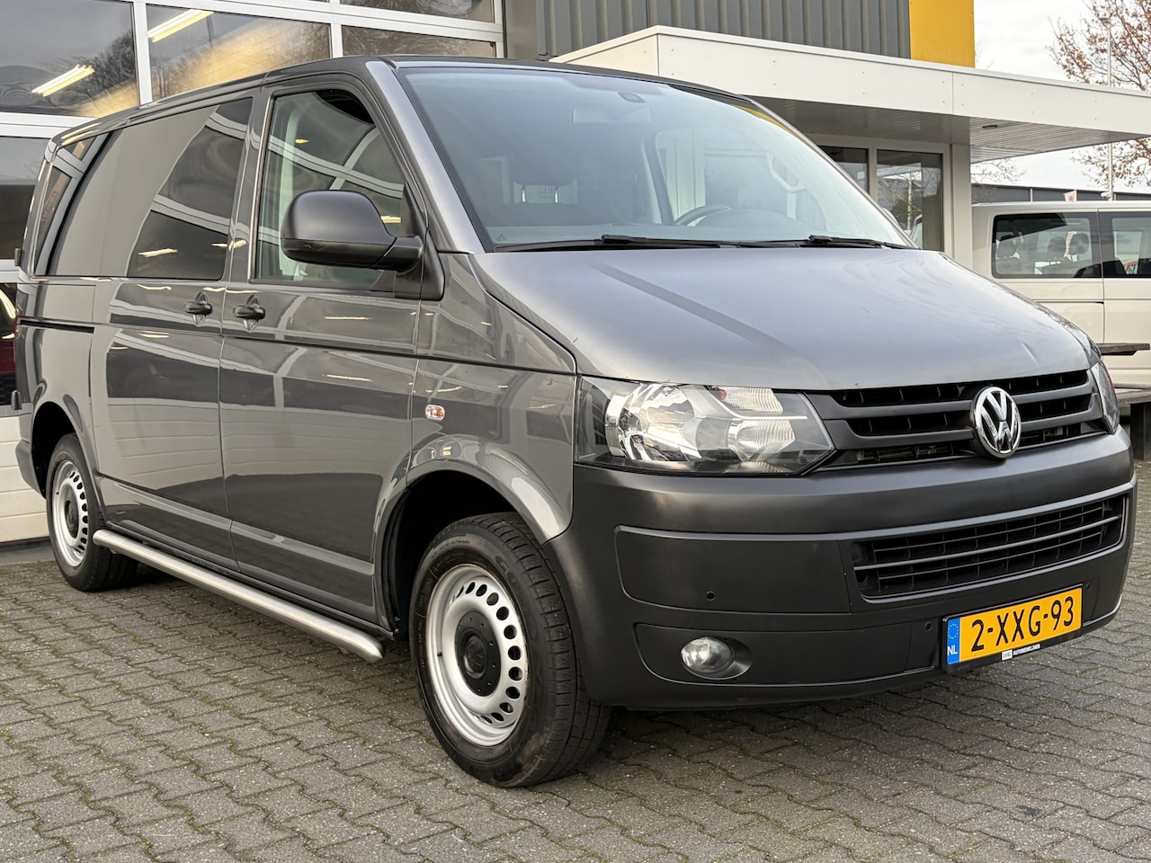 Volkswagen Transporter Kombi - 2.0 TDI DSG Automaat 140pk BTW en BPM vrij Airco Cruise control Navigatie PDC 1e eigenaar - AutoWereld.nl