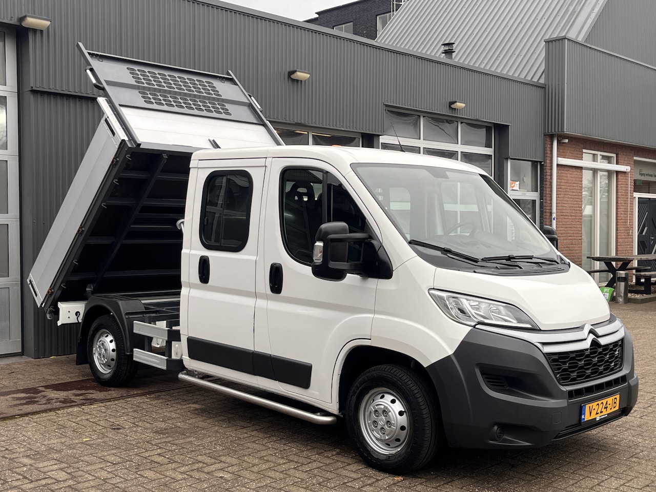 Citroën Jumper - 35 2.0 BlueHDi DC Euro 6 Kipper Kieper Trekhaak 2500 kg trekgewicht 7-Persoons Telefoonver - AutoWereld.nl