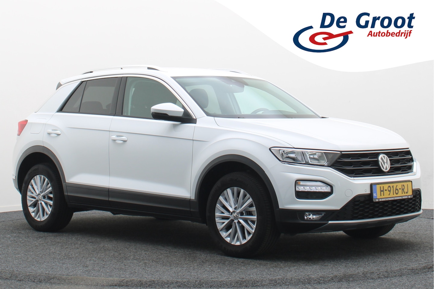 Volkswagen T-Roc - 1.0 TSI Style ACC, Apple Carplay, Climate, Lane Assist, PDC - AutoWereld.nl
