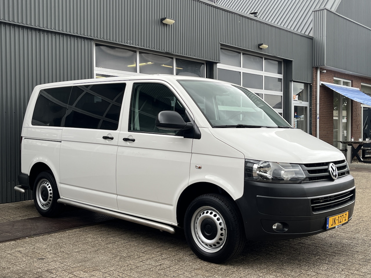 Volkswagen Transporter Kombi - 2.0 TDI DSG Automaat L1H1 BTW en BPM vrij Airco Cruise control Trekhaak PDC 1e eigenaar Eu - AutoWereld.nl