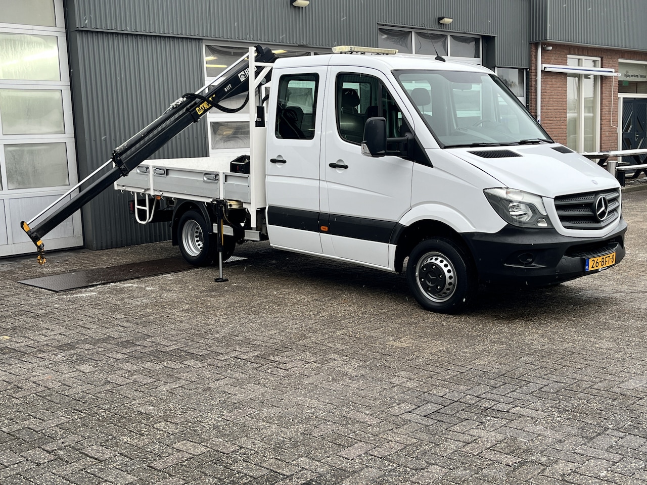 Mercedes-Benz Sprinter - 513 cdi 130pk DC Laadkraan Hiab 017T Airco Trekhaak 2000kg Open laadbak Euro 6 Pick-up 1e - AutoWereld.nl