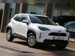 Toyota Yaris Cross - 1.5 Hybrid Active Navi Camera ACC Stoelverwarming