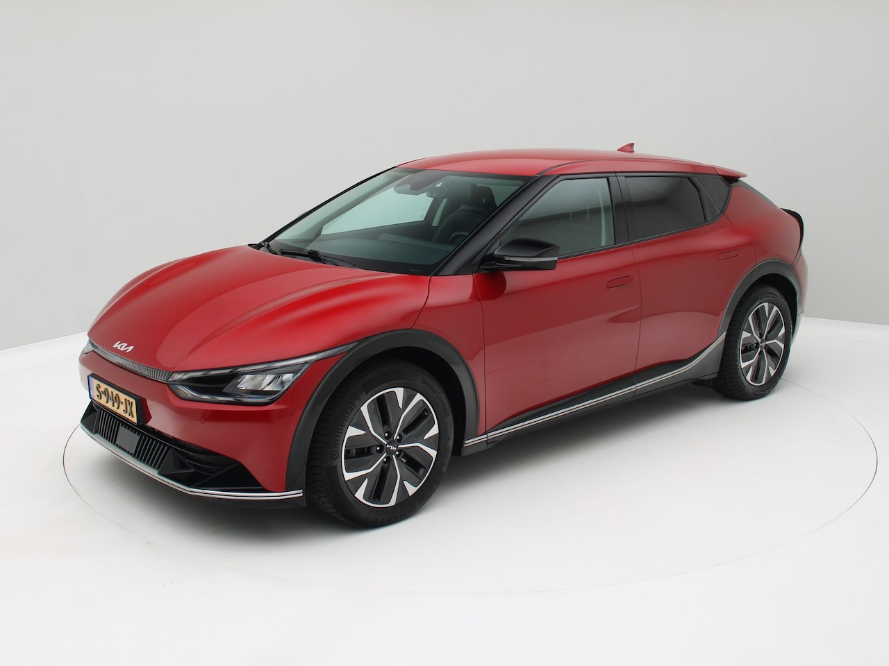 Kia EV6 - Plus 77.4 kWh RWD / Leder / SOH 100% / Origineel NL - AutoWereld.nl