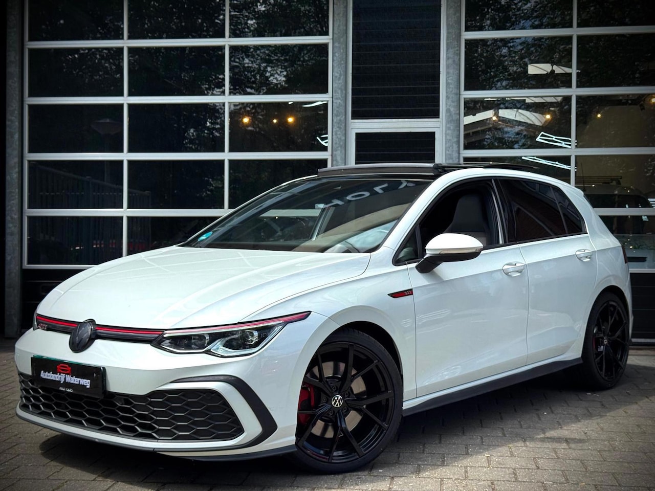 Volkswagen Golf - 8 2.0 GTI | PANO | LED | IQ-LIGHT | ACC | - AutoWereld.nl