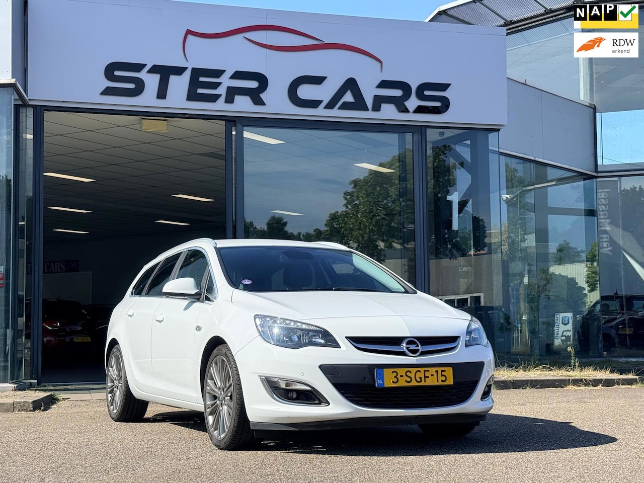 Opel Astra Sports Tourer - 1.4 Turbo Sport|NAP|APK|Onderhoud|Navi|Camera| - AutoWereld.nl