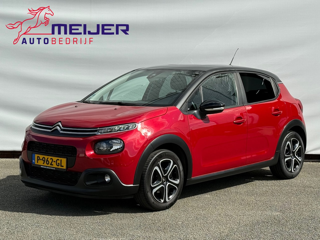 Citroën C3 - 1.2 PureTech ELLE Clima | Cruise | Sportvelgen | Parkeersensoren | Trekhaak | Navigatie !! - AutoWereld.nl