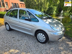 Citroën Xsara Picasso - 1.6i-16V Prestige *apk:08-2027
