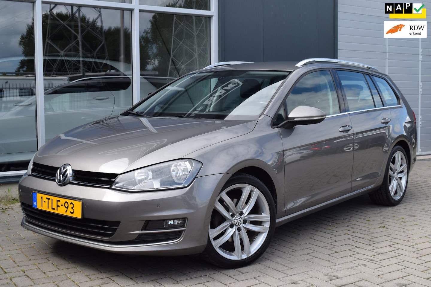 Volkswagen Golf Variant - 1.4 TSI Highline | Automaat | Navi | NAP + APK 8-2027 - AutoWereld.nl