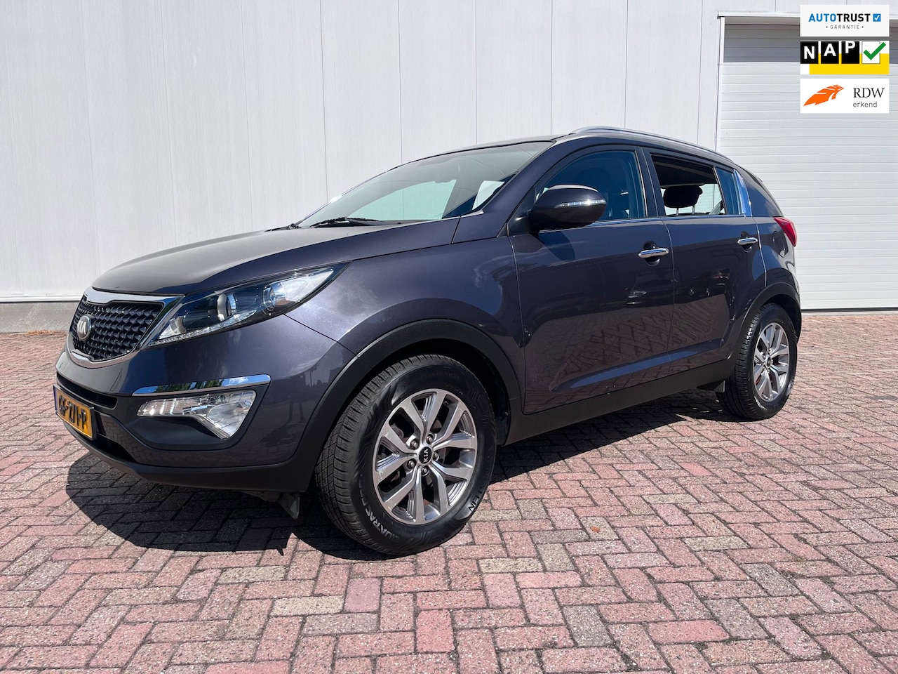 Kia Sportage - 1.6 GDI BusinessLine navigatie&camera ecc 2015 - AutoWereld.nl