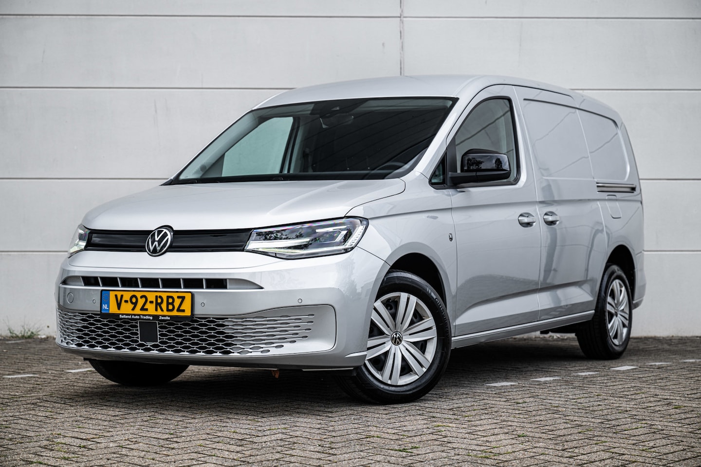 Volkswagen Caddy Cargo Maxi - 2.0 TDI DSG 122pk 2x Schuifdeur |LED|Navi|Cruise|Carplay|Camera| - AutoWereld.nl
