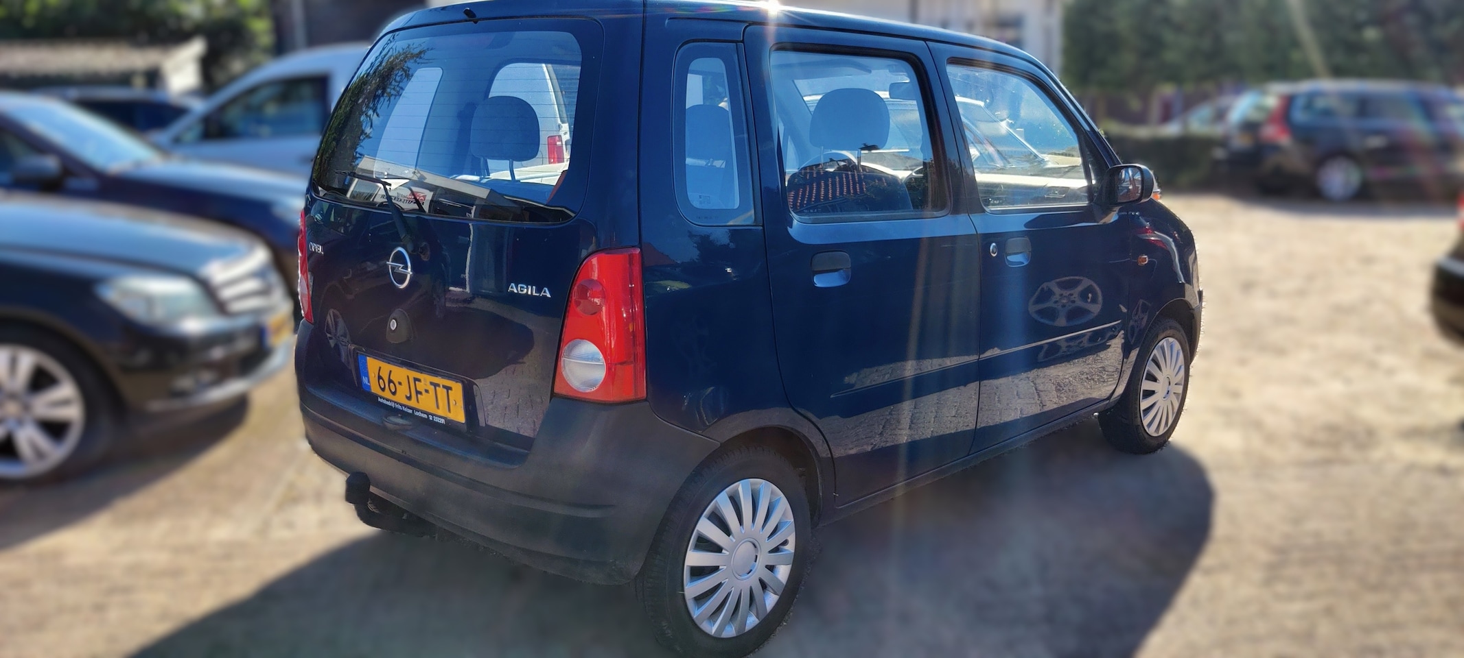 Opel Agila - 1.0-12V Sportschool nodig (geen stuurbekrachtiging) en asbak aanwezig. Meeneemprijs.