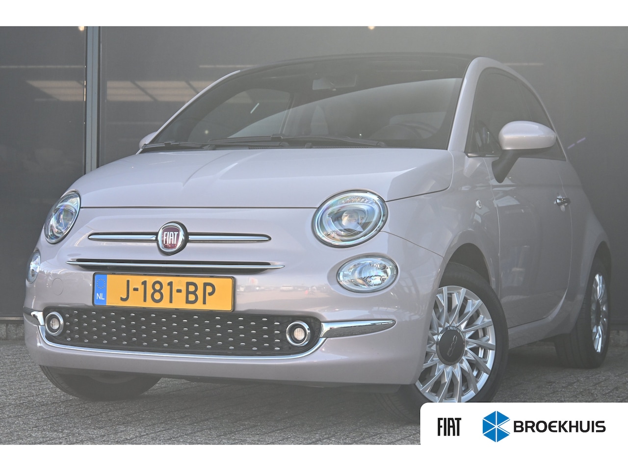 Fiat 500 C - 1.0 Hybrid Star | Airco | Navi by App | LMV 16" | Parkeersensoren achter | - AutoWereld.nl