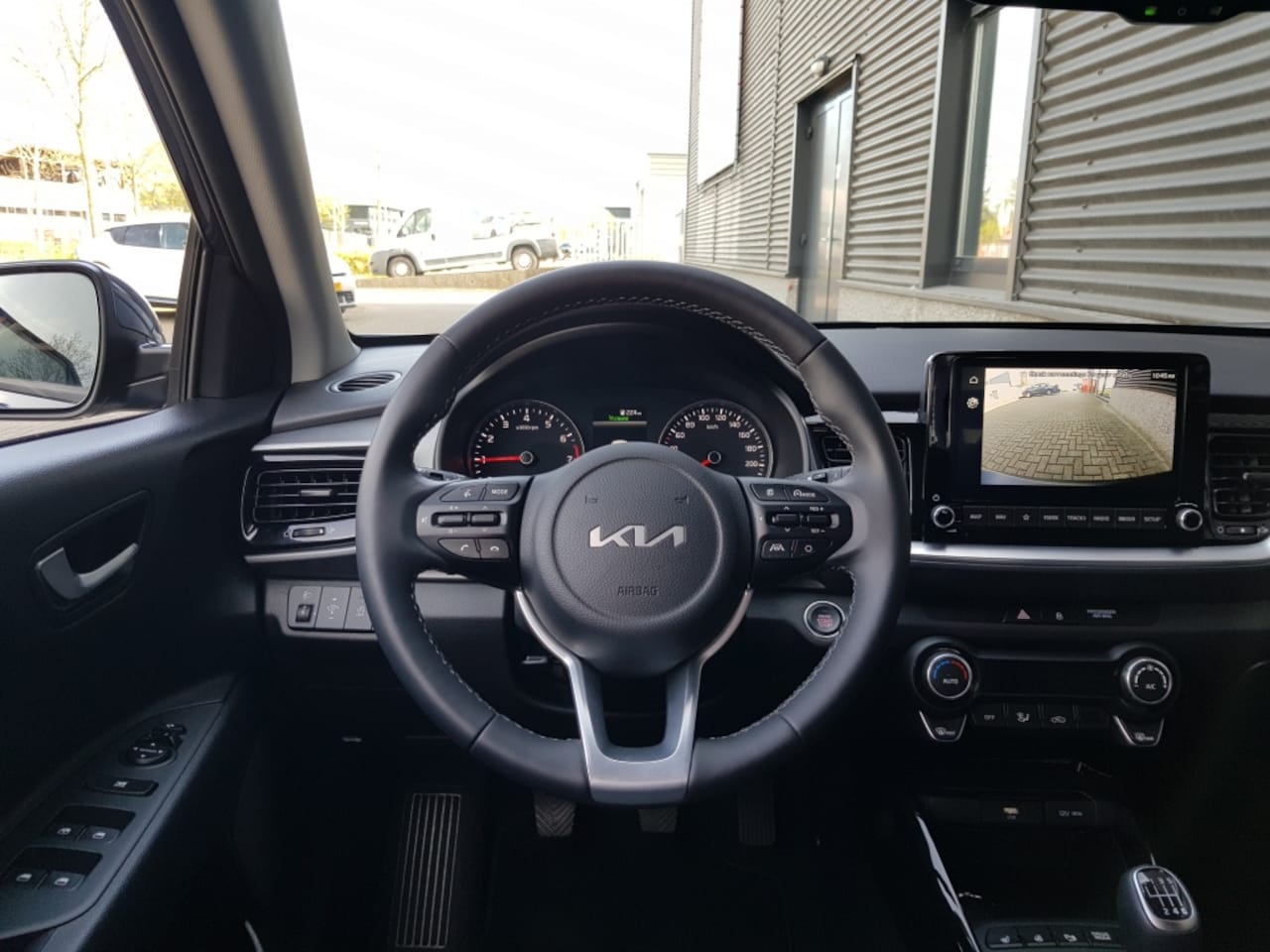 Kia Stonic - MHEV DynamicPlusLine 100PK