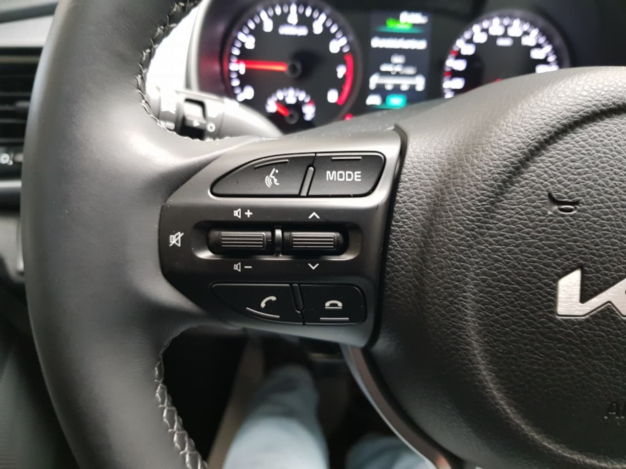 Kia Stonic - MHEV DynamicPlusLine 100PK