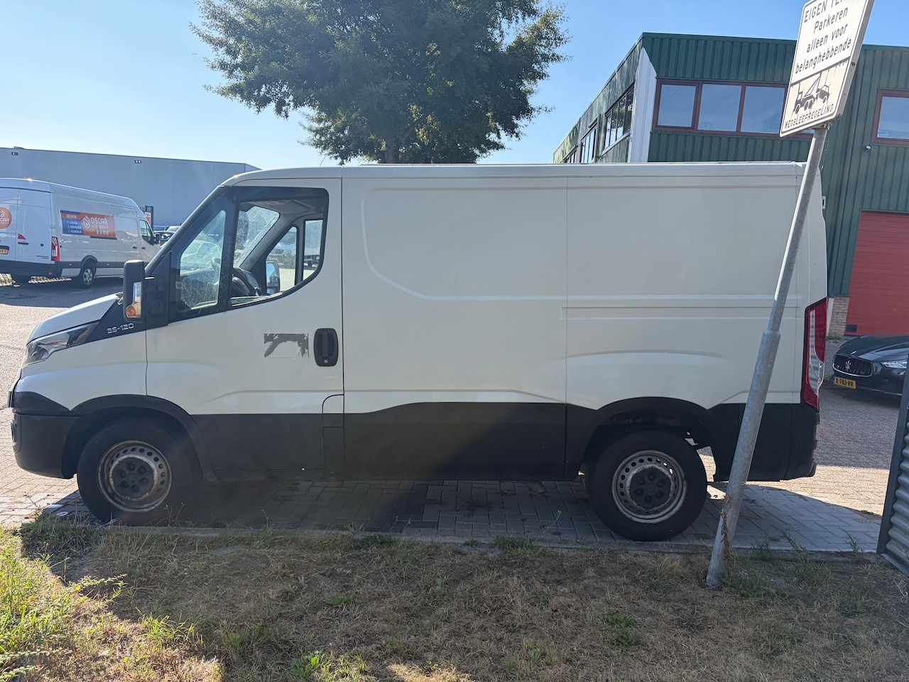 Iveco Daily - 35S12V 2.3 300 H1 Trekhaak 3500 kg Euro 6!